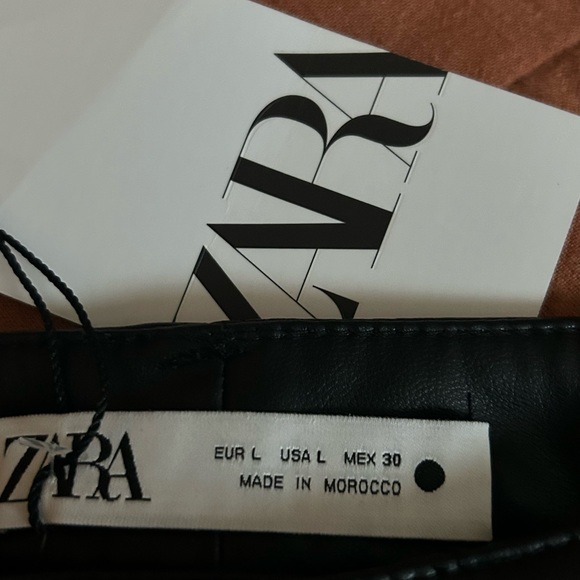 Zara - Faux Leather Pants - Picture 7 of 7